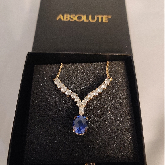 New Sapphire Cubic Zirconia Necklace - Picture 3 of 5